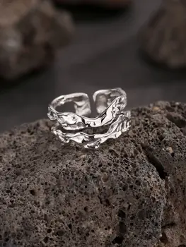 Открывающее кольцо из серебра 925 пробы с неправильной текстурой в крутом стиле Ретро Для мужчин и женщин, которым нужен простой властный стиль.
