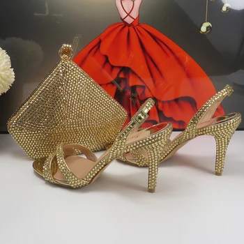 Новая мода Кристалл шампанское bridals свадебные туфли и сумка набор лодыжки ремень вечерние туфли сумочка тонкий высокий каблук сандалии